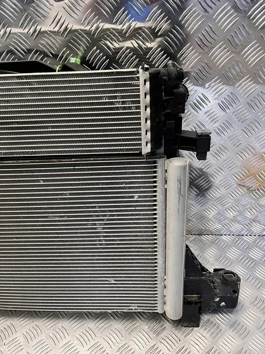 Radiador completo Renault Master III 2.3 DCI RWD OEM image 8
