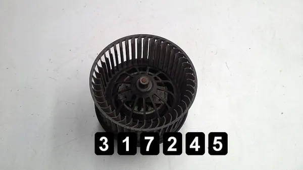 Gebruikte Ford verwarmingsventilator OEM AM-317245 image 2