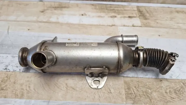 EGR-koeler OEM 9627242880 voor Citroen Peugeot 2.0 HDI image 4