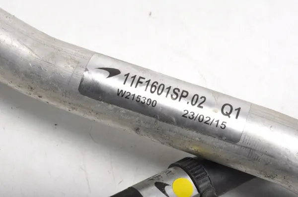 Öl-Einfüllstutzen McLaren 650S OEM 11F1601SP.02 image 5