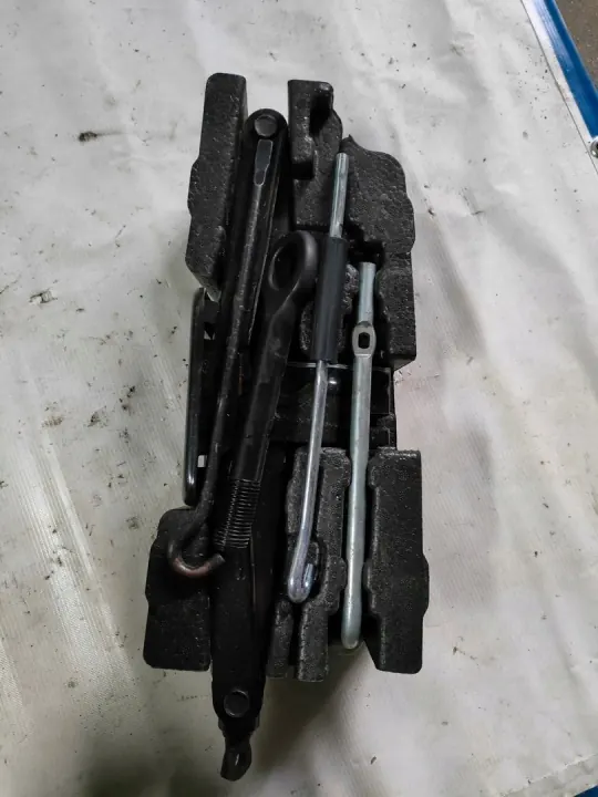 Kit de réparation HYUNDAI SANTA FE OEM - État utilisé image 2
