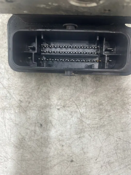 ABS ESP Pumppu OEM 6C0614517L Audi A1:lle image 10