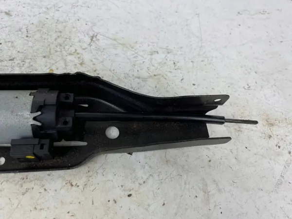 Motor de asiento Maserati Ghibli OEM L0372838AA image 4