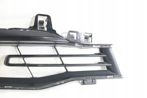 Griglia laterale paraurti anteriore BMW 3 F30 F31 LCI 2015- image 3