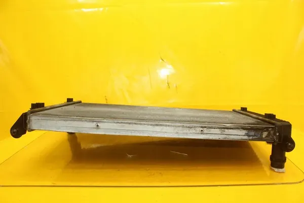 Radiador de Agua Audi A6 C6 4.2 B Automático OEM 4F0121251AH image 4