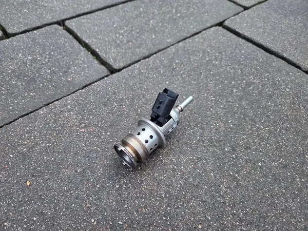 Injecteur AdBlue CITROEN PEUGEOT TOYOTA OPEL image 5