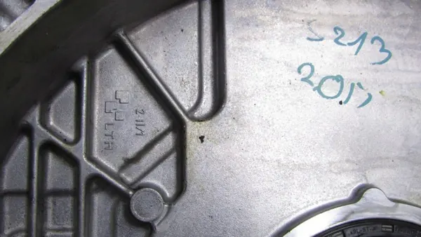 Mercedes Steuerdeckel OEM A6540106002 Gebraucht image 4