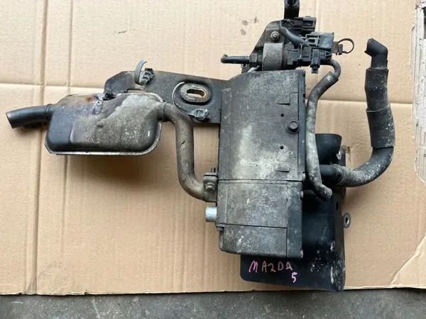 Webasto OEM extravärmare för Mazda 5 2005-2007 2.0 D image 2