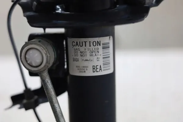 Rotule d'amortisseur avant gauche Ford Mondeo MK V image 5