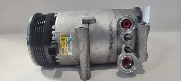 Compresor de Aire Acondicionado Ford BV6N-19D629-BF image 3