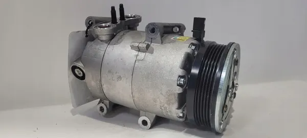 Compresor de Aire Acondicionado Ford BV6N-19D629-BF image 5