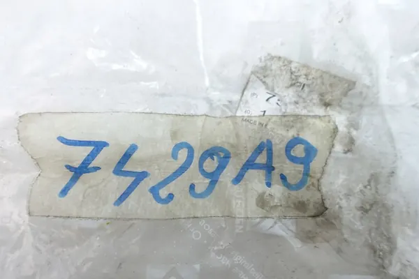 Tapete de isolamento sonoro Peugeot OE OEM 7429.A9 image 5