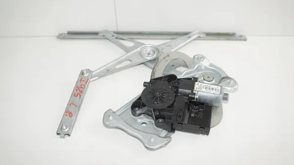 OEM 360189561 Vänster Framruta Regulator - Renault image 9