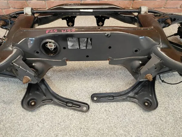 OEM 6857983 Hinterachsschwinge für BMW X3/X4 image 8