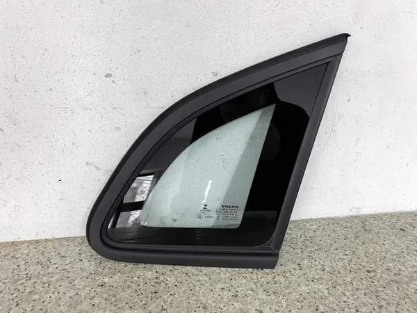 OEM 32244828 Karossglas bak höger för Volvo V40 II image 2