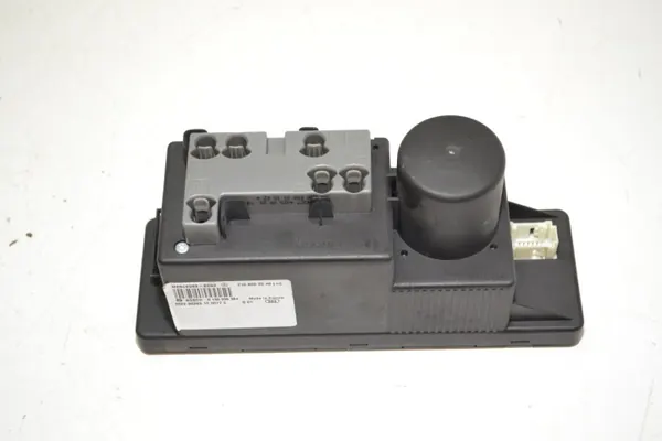 Centrale sluitpomp MERC W210 - OEM 2108002548 image 3