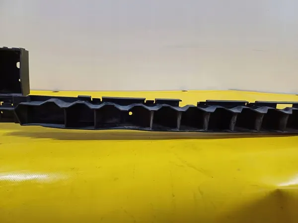 Deslizamento do para-choque traseiro direito VW Polo 9N 6Q6807376 image 4