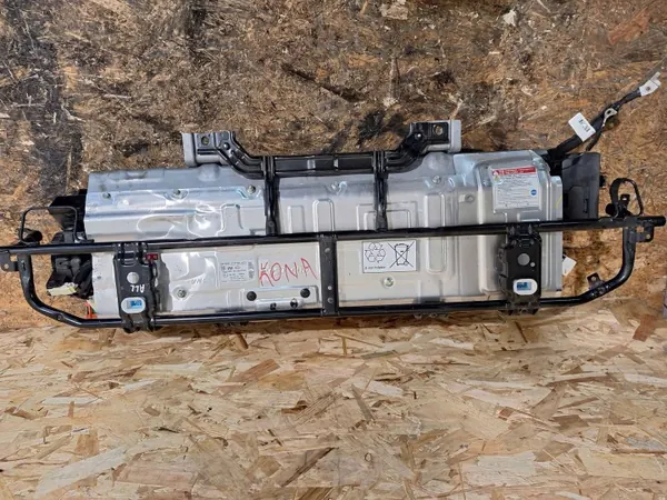 Bateria Híbrida Hyundai Kona OEM 37501-CM020 image 2