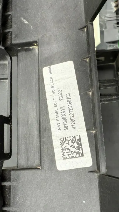 Consola Salpicadero Mercedes X470 OEM 681005XA1A image 7