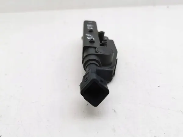 Volvo S80 2008 Right Side Headlight Washer Nozzle OEM image 3