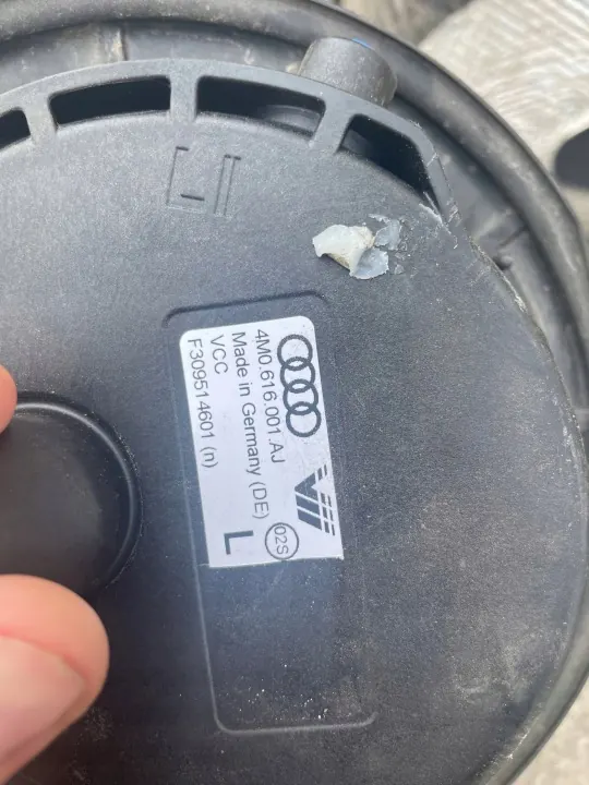 Jeu Pneumatique Audi Q7 SQ7 OEM 4M0616039BD image 8