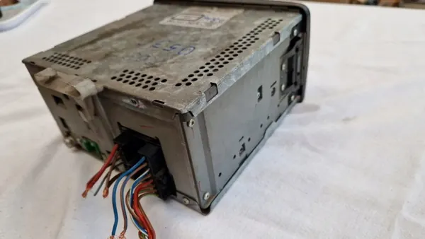 Autoradio CD Ford OEM YS4F-18C815-AE avec Code image 3