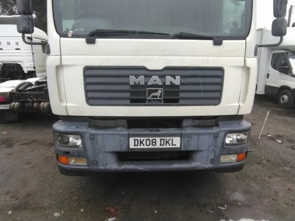 Deflector de esquina cabina POLIK KABINY MAN TGM TGL image 3