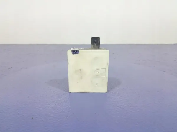 Mercedes Spurhalteassistent Radar OEM A0009006125 Gebraucht image 2