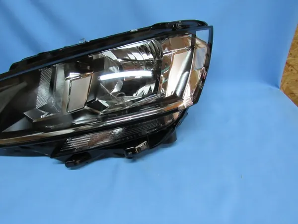 Farol esquerdo VW T6 Lift T6.1 Transporter Multivan H7 EU image 3