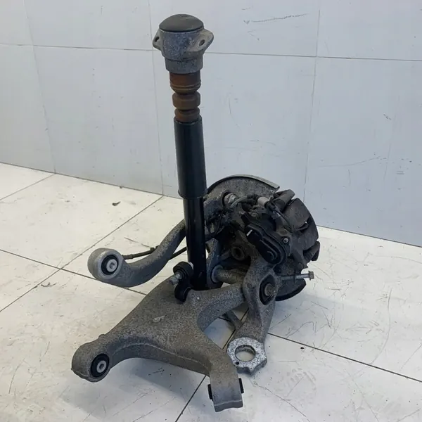 Mozzo di sterzo posteriore sinistro Audi A6 C7 4G LIFT 2017 OEM image 7