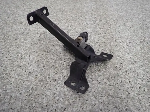 Moottorikannen Lukkotuki Mazda 3 BK OEM 03-07 image 4