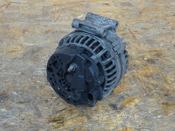 AUDI A4 B8 08-14 A5 8T 07-16 Vaihtovirtageneraattori 140A 06H903016L image 5