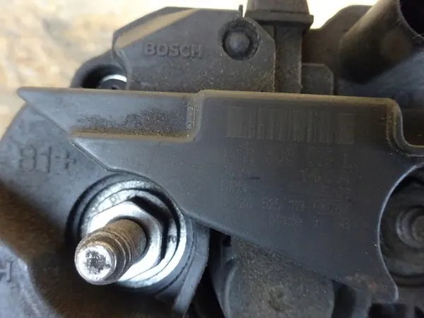 AUDI A4 B8 08-14 A5 8T 07-16 Vaihtovirtageneraattori 140A 06H903016L image 6