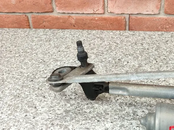 Pyyhkijämekanismi moottorilla eteen BMW X5 E70 OEM 7200535 image 5