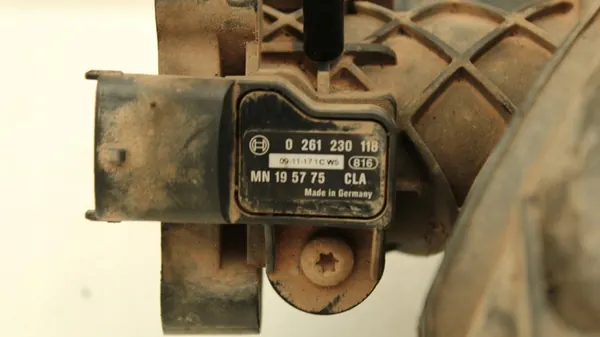 Colector de admisión MN143823 Mitsubishi Colt 1.3 image 6