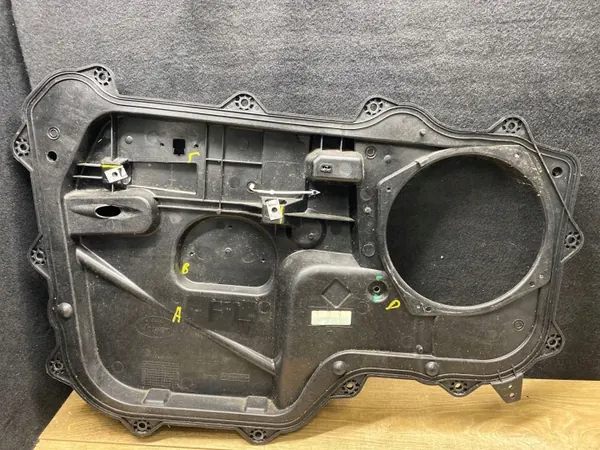 OEM CPLA21123A Etuoven Vasen Ovipaneeli Land Rover image 2