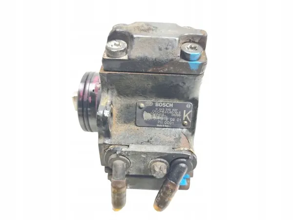 Brandstofpomp Mercedes E S210 W210 2.2 CDI A6110700901 image 6