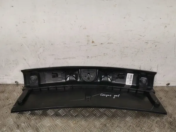 Jeep Compass Kofferraumschwellenabdeckung OEM FBZ14207 image 3