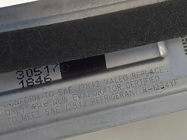 SEAT Leon ilmastointihöyrystin OEM 5Q2816103D - Käytetty image 4