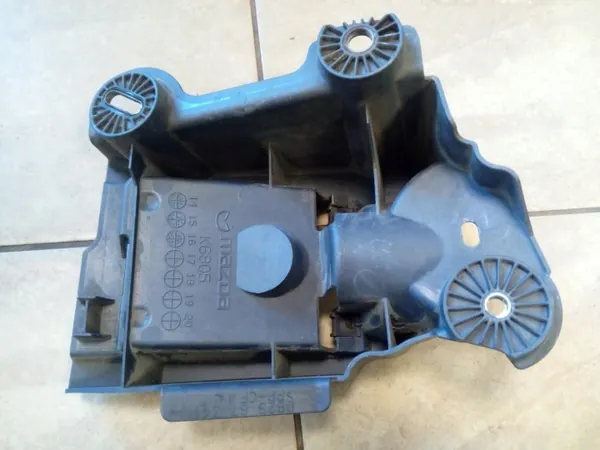 OEM D24H-67Y90 Linker Toter-Winkel-Sensor für Mazda CX-3 image 7
