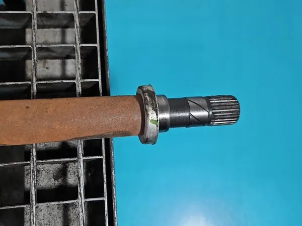 Höger fram halvaxel Renault Megane IV 1.3 TCE Manuell image 4