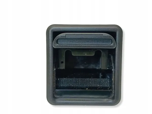 Cinzeiro Mitsubishi 3000GT OEM 12315 - Estado usado image 3