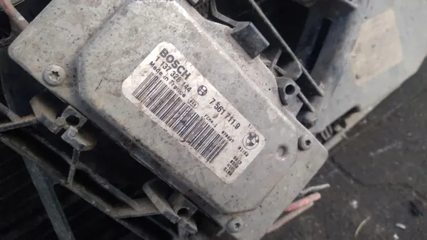 BMW Radiator & Ventilator Set OEM 7551226 75617119 image 5
