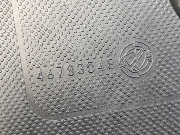 FIAT DOBLO II 1.4 16V ILMAFILTTERIN KOTELLO 51855122 image 9