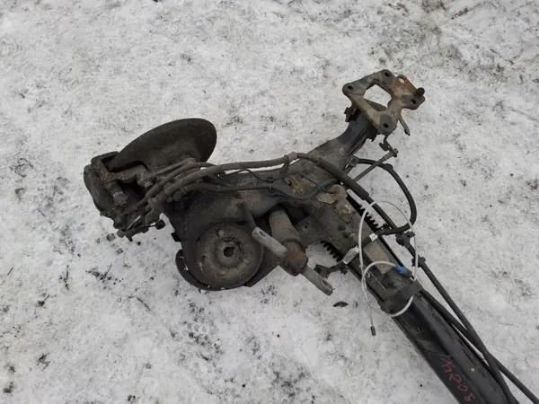 Bakaxelupphängning OEM #14205 för Opel Combo E image 4