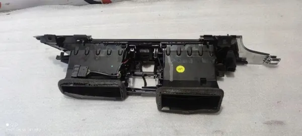Grelhas de painel OEM 4G0941509 para Audi A6 3.0L Diesel image 3