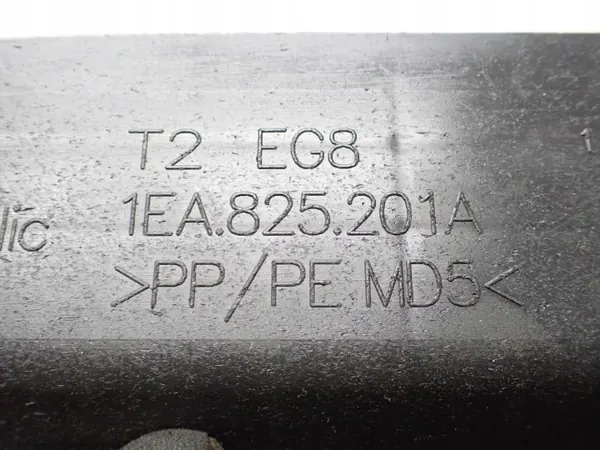 OEM 1EA825201A Escudo Inferior Lado Esquerdo Audi Q4 image 7