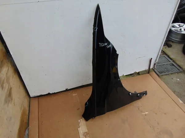 VW TIGUAN II 2 LIFT HÖGER FRAMSKÄRM 5NA821106E image 3