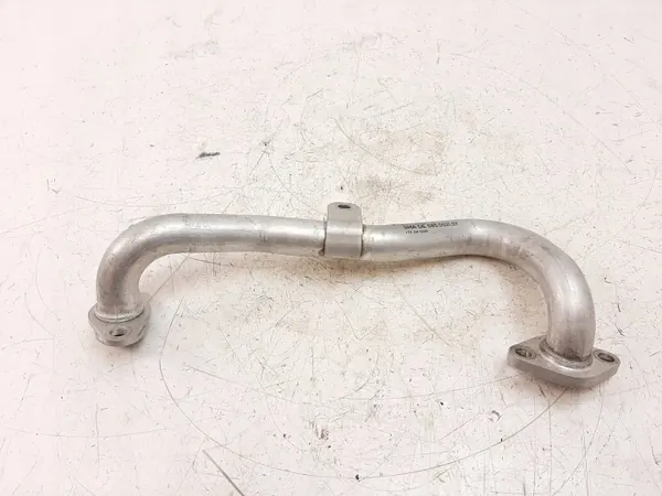 Pieza motor Porsche OEM 94610703120 - Usado image 7