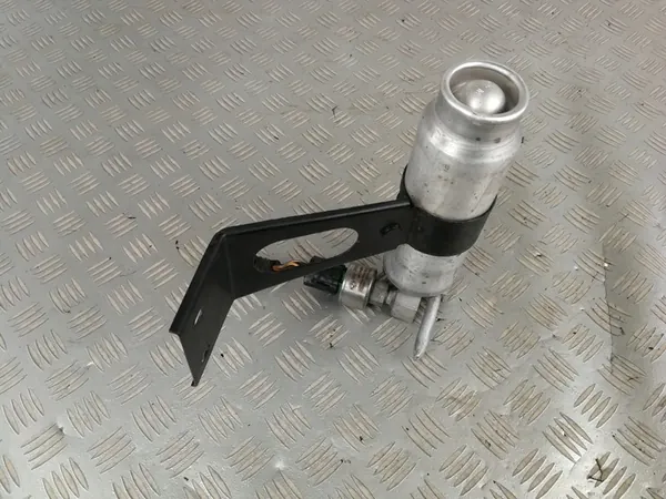 Ilmastoinnin kuivain MASERATI 3200 GT 1998-2002 image 3